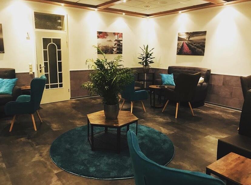 Schlosshotel לנדסטול מראה חיצוני תמונה