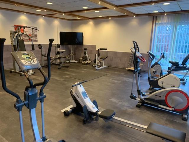 Schlosshotel לנדסטול מראה חיצוני תמונה